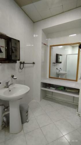 Guesthouse Khazar in old city