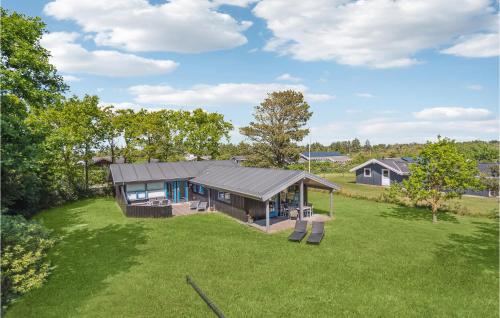  Cozy Home In Hjørring With Sauna in Lønstrup
