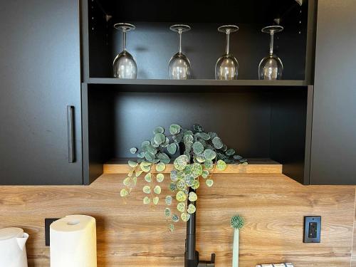 Luxe Urban Retreat, Unit 602