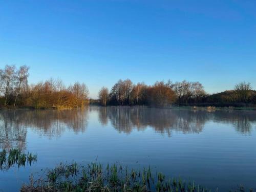 Brook Meadow - image 4