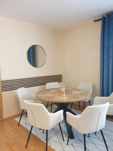 Apartman Triangel 1-04 in 比斯特里察