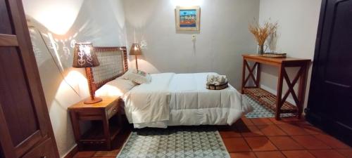 1 double bed, 1 twin bed