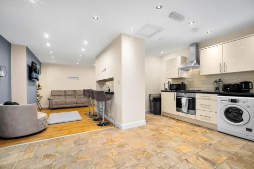 Harborne House, Perfect for Contractors & Families, sleeps 8, Birmingham (fotografie 3)