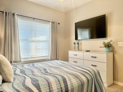 Upper level Condo A-7 in Hollister, USA