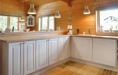 廚房, 2 Bedroom Cozy Home In Hovborg in 霍堡