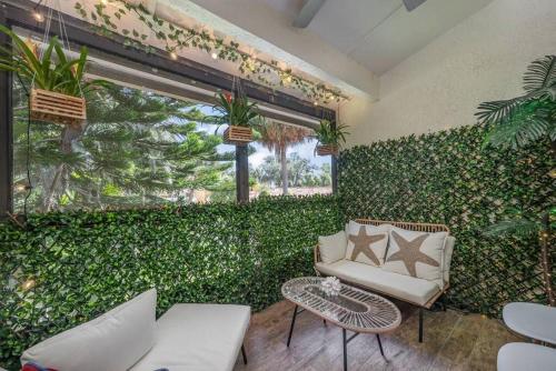 Paradise Villa in Titusville, USA