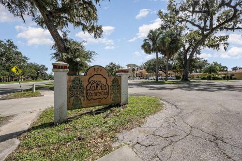 Paradise Villa in Titusville, USA