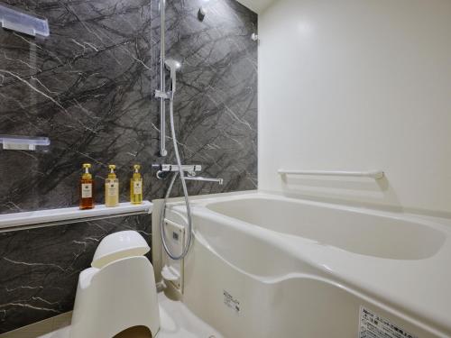 Superior Family Room with Washing Machine - Up to 4 Adults image 6
