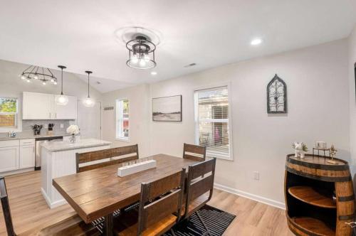 Charming Home in Historic Downtown Shelbyville in Shelbyville, USA