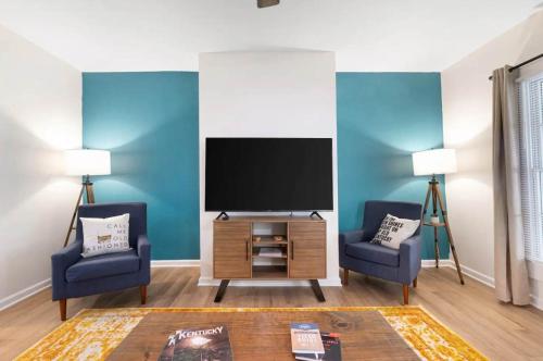 Charming Home in Historic Downtown Shelbyville in Shelbyville, USA
