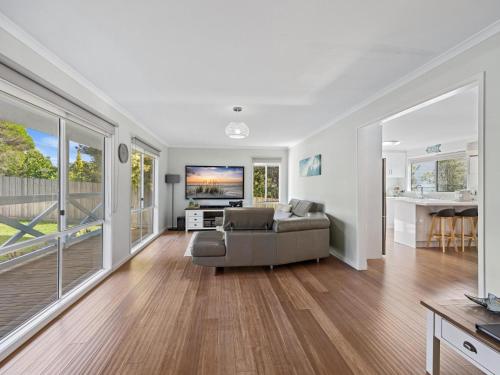 Four-Bedroom Holiday Home image 10