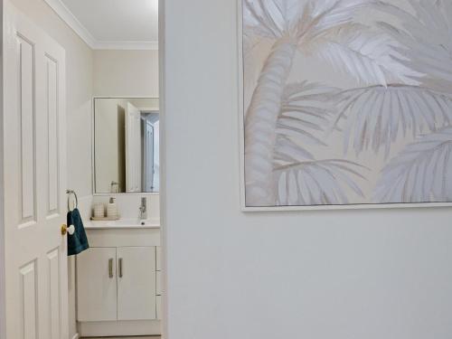 Four-Bedroom Holiday Home image 1