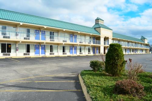 Motel 6-Pulaski TN - image 7