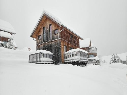 Chalet in Hohentauern with sauna and hot tub in 8785 Hohentauern
