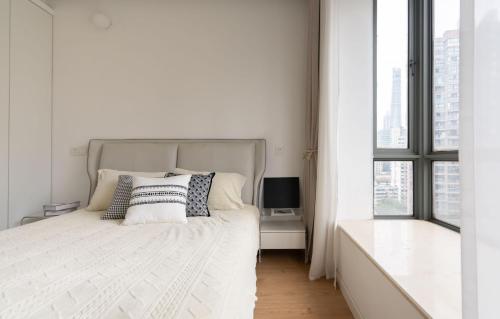 Eastern Hub - Bund Branch Cozy Chic 3bedroom Skyline&Shanghai Tower View Apt, Shanghai (photo 8)