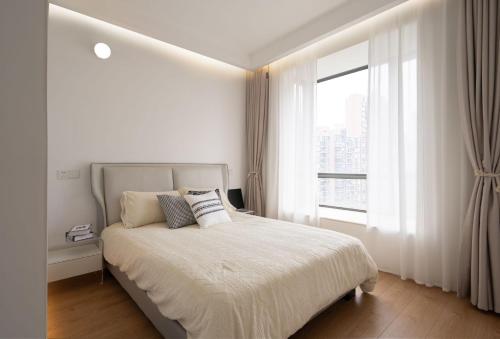 Eastern Hub - Bund Branch Cozy Chic 3bedroom Skyline&Shanghai Tower View Apt, Shanghai (photo 10)