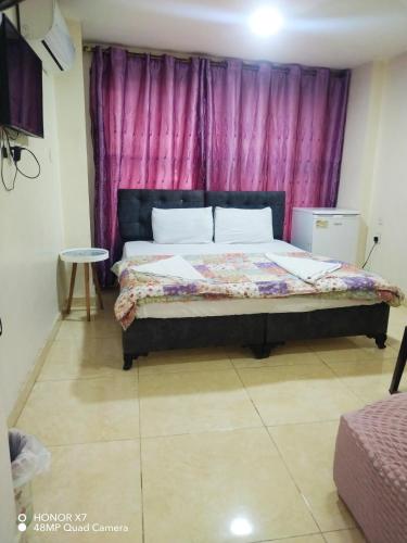 Farah Plaza Hostel &Hotel Apartments - Wadi Rum Farah Plaza Hostel &Hotel Apartments - Wadi Rum