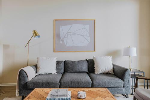 Blueground Burbank 1bd apartment LAX-1275 in Los Angeles, USA