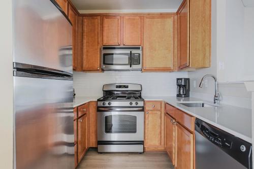 Blueground Burbank 1bd apartment LAX-1275 in Los Angeles, USA