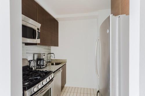 Blueground Midtown West 1bd apartment NYC-1624, New York (Foto 8)