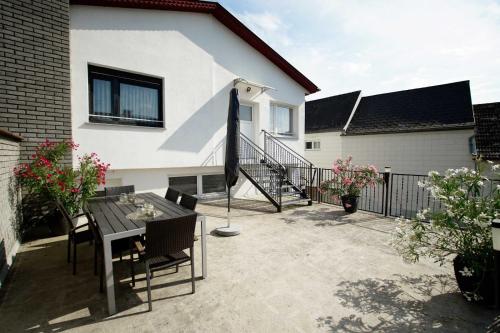 " Haus am Golfplatz" private Unterkunft in สเตเจอร์สบาช
