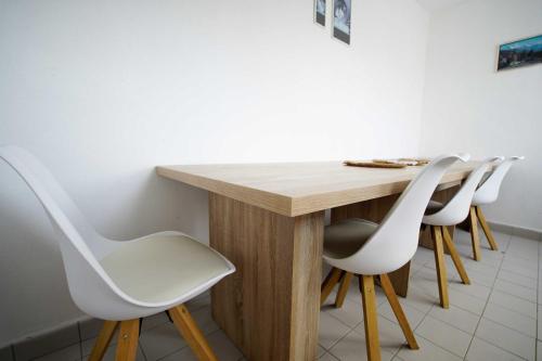 " Haus am Golfplatz" private Unterkunft in สเตเจอร์สบาช