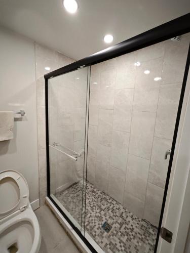 Chamber Inn Room Type - Queen Room with Shared Bathroom