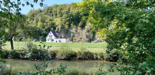 Ferienhaus Katharina - Urlaub Unter den Klippen in Lügde, Deutschland