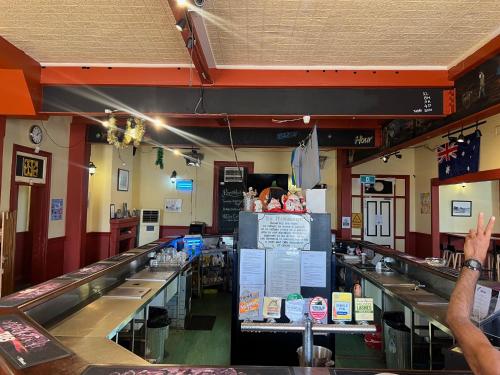 Royal Mail Hotel - Meekatharra in Meekatharra
