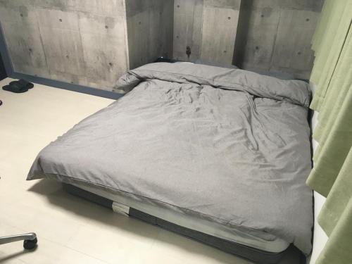 2F female and lover of man and woman only room in Ueno, Tokyo (photo 9)
