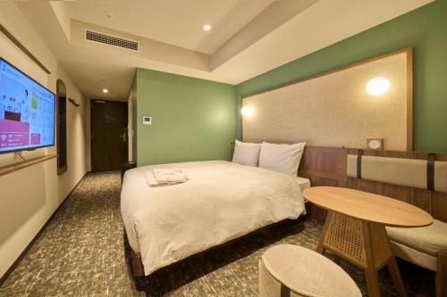 Superior Single Room - Non Smoking image 3