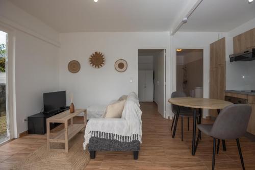 L'Essentiel du KM22 - Appt avec terrasse et jardin - image 12