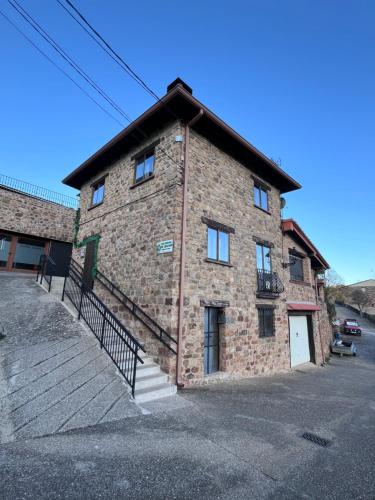 . Casa turística ''Los chaleco'' en Lumbreras con terraza privada.