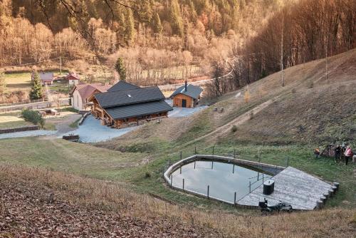 Vaade, RALPH Cabin- Apuseni Mountains, Transylvania in Bucium