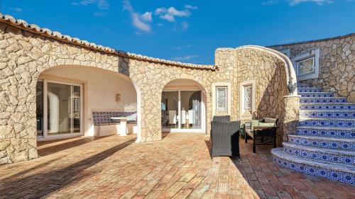 Golfinhos - MAGNIFICENT & SPACIOUS 5 BEDROOM VILLA in Carvoeiro City Center