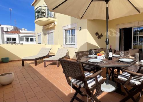 Carvoeiro terrace - Stay in the heart of Carvoeiro - image 3