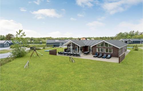  Beautiful Home In Ålbæk With Kitchen, Ferienwohnung in Ålbæk