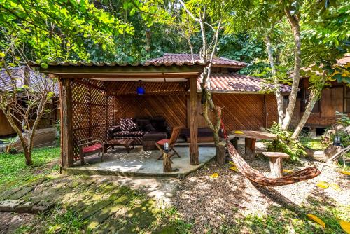 Buzzas @ Pai Chan – Pai, ND