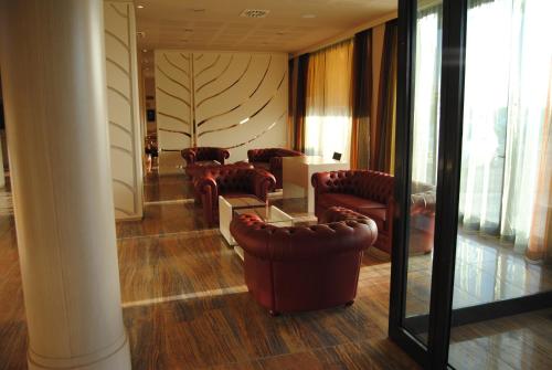 Grand Hotel Forlì - image 13