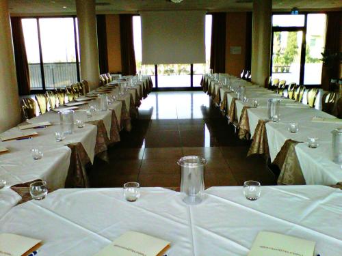 Grand Hotel Forlì - image 5