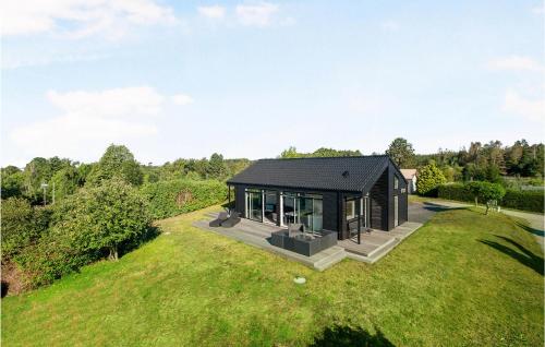  3 Bedroom Gorgeous Home In Ebeltoft in Ebeltoft
