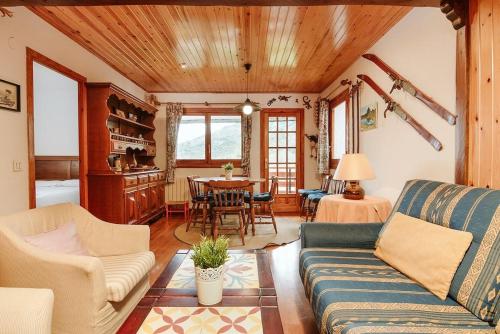  SALIECHO - Sallent piscina y buenas vistas, Unterkunft in Sallent de Gállego