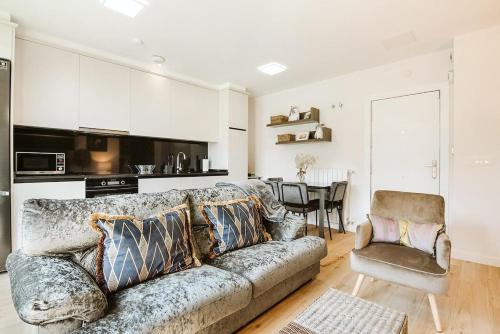  CASA ROSANA - Apartamento de diseño con terraza, Unterkunft in Sallent de Gállego