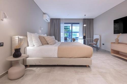 Phaedrus Living Athens Luxury Residences Aurora, Афины
