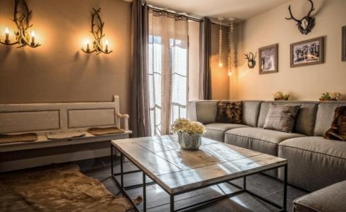  CASA GIGANTE de SALLENT - Exclusiva y con historia, Unterkunft in Sallent de Gállego