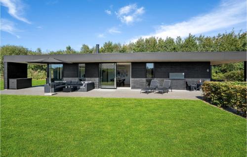 Vue extérieure, Three-Bedroom Holiday Home In Hemmet in Hemmet