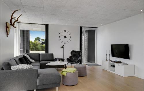 Three-Bedroom Holiday Home In Hemmet in Hemmet