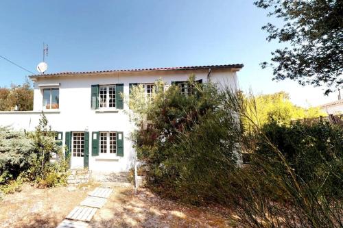 Kert, Villa Saint Trojan in Saint-Trojan-les-Bains