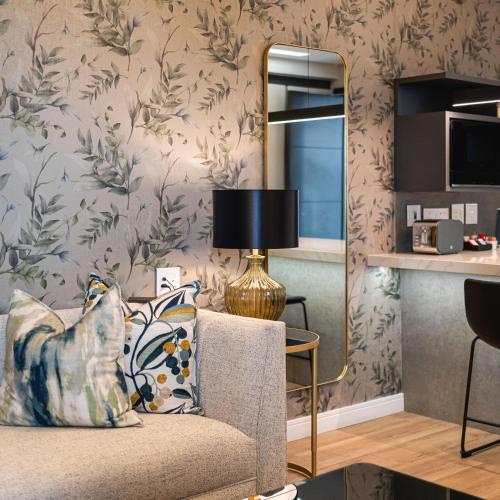 Deluxe One-Bedroom Apartment room in Steyn City Hotel by Saxon