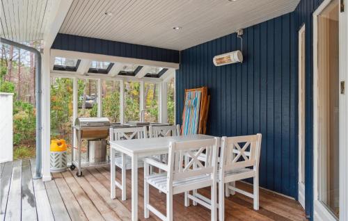 外部景觀, Stunning Home In Nexø With Kitchen in 斯諾厄拜克